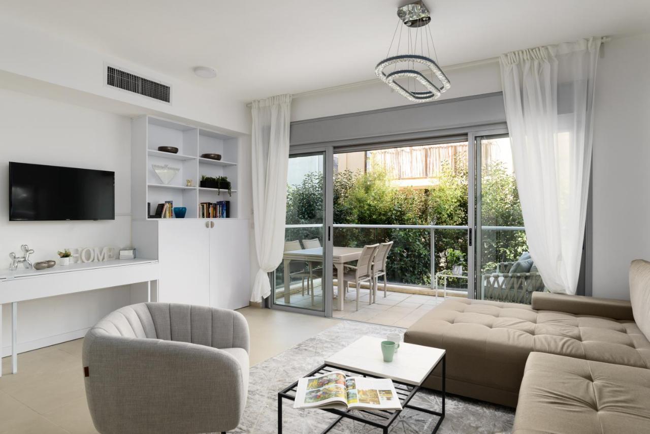 Quiet Hideaway & Terrace Near Beach By Feelhome Tel Aviv-Jaffa Exterior foto