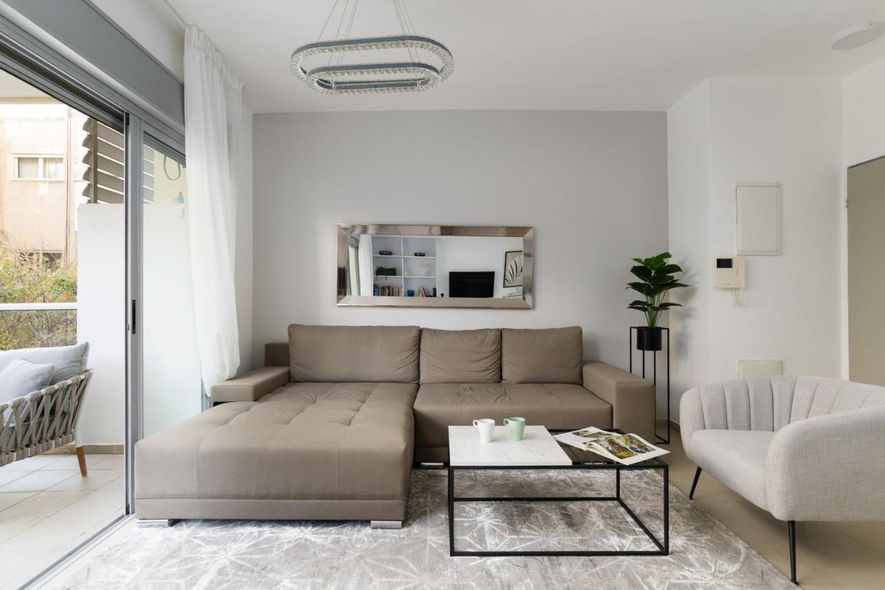 Quiet Hideaway & Terrace Near Beach By Feelhome Tel Aviv-Jaffa Exterior foto